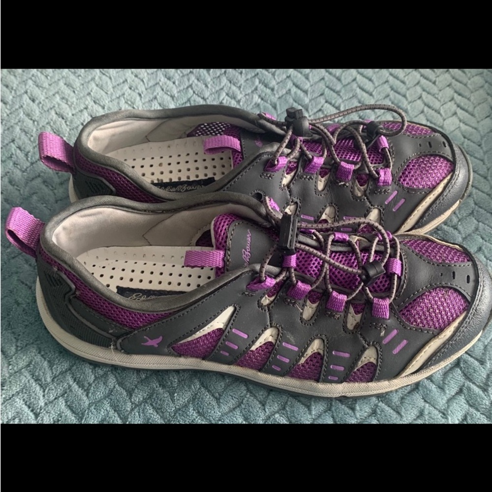Eddie Bauer women’s hiking/athletic shoes. Size 6.5